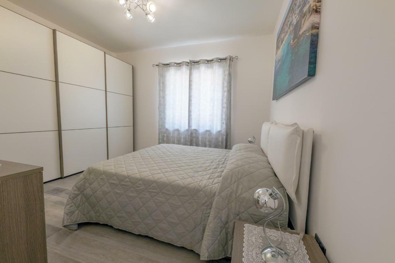 カロヴィーニョ Casa Angela Rosaヴィラ エクステリア 写真